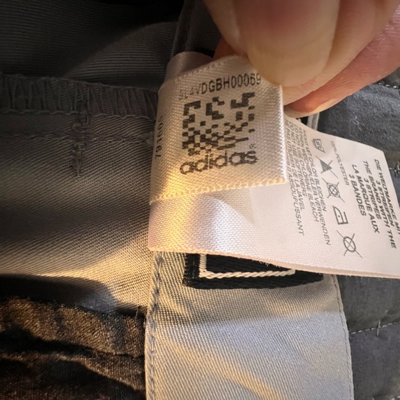 Adidas Shorts Womens Medium Climalite Flat Front Golf Beige Khaki Chino Bermuda - Picture 6 of 12